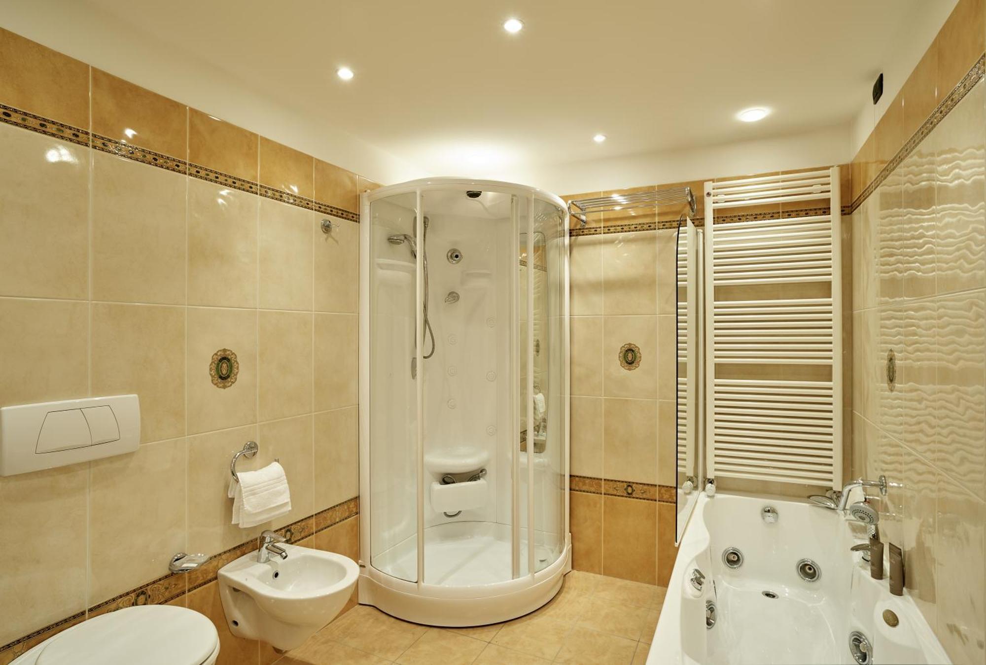 Meditur Hotel Bologna أوتْسانو ديل إميليا المظهر الخارجي الصورة